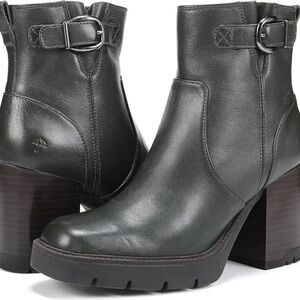 Naturalizer $170 Wilde Dark Green LEATHER Water Resistant Ankle Boots Size 11